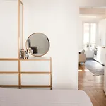 Charming Bright Apartment Near Montparnasse